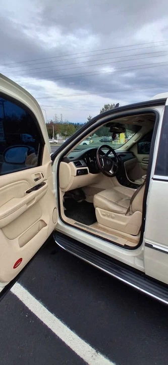 2007 Cadillac Escalade & EXT 3rd Gen - Image 4 of 9