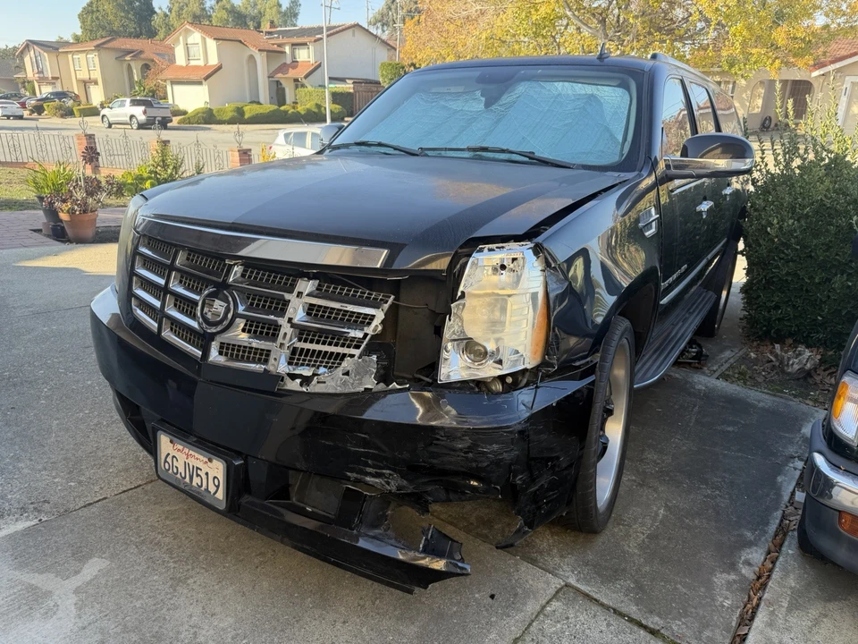 2007 Cadillac Escalade & EXT 3rd Gen - Image 3 of 5