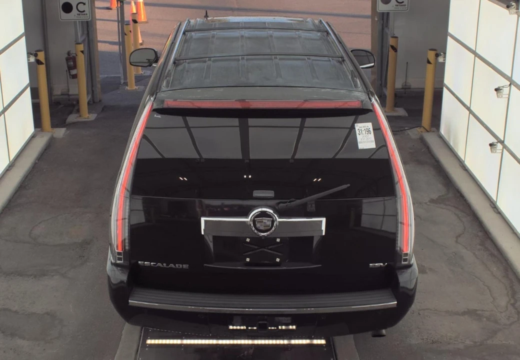 2007 Cadillac Escalade & EXT 3rd Gen - Image 3 of 12
