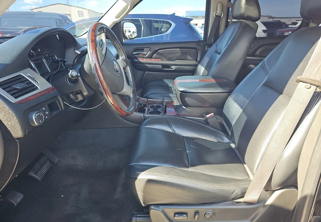 2007 Cadillac Escalade & EXT 3rd Gen - Image 10 of 12