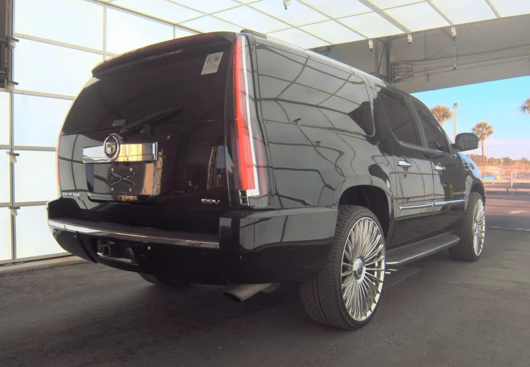 2007 Cadillac Escalade & EXT 3rd Gen - Image 5 of 12