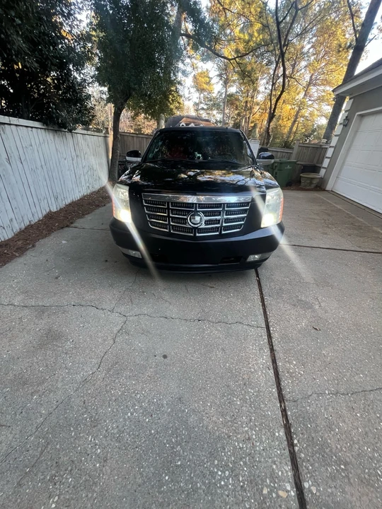 2007 Cadillac Escalade & EXT 3rd Gen - Image 8 of 21