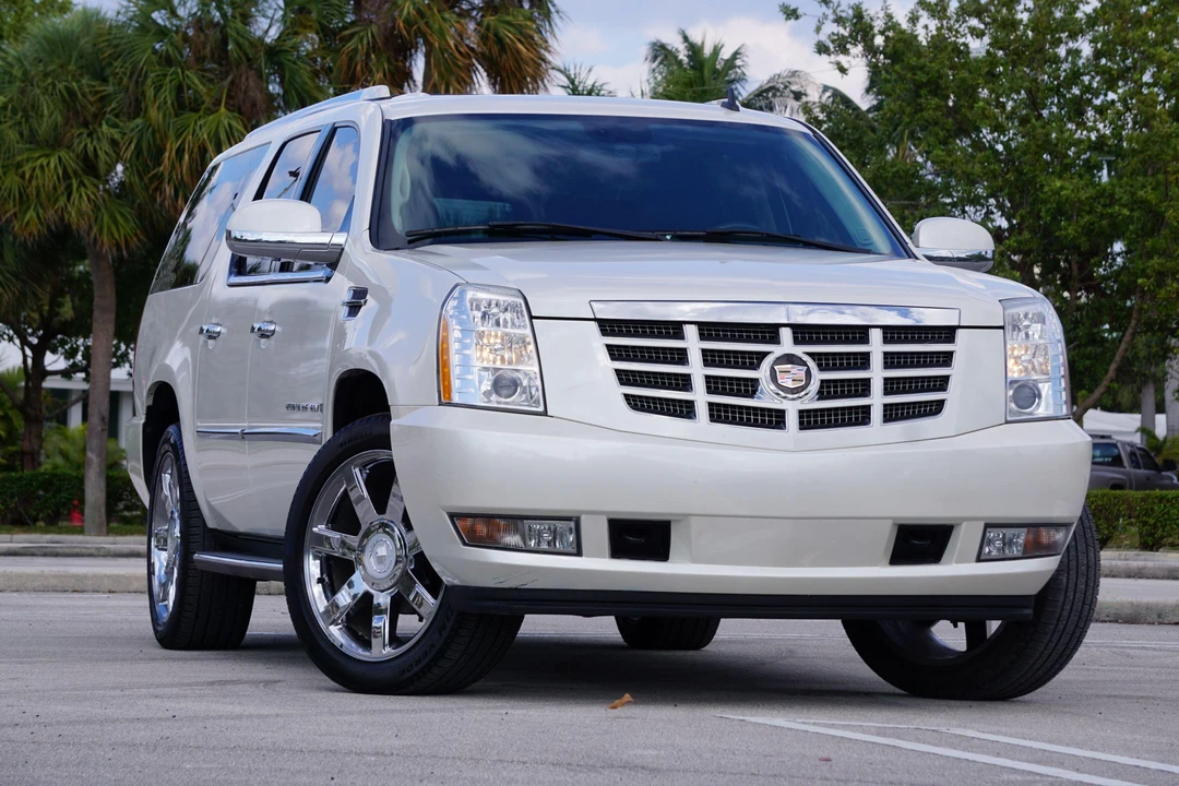 2007 Cadillac Escalade & EXT 3rd Gen - Image 11 of 31