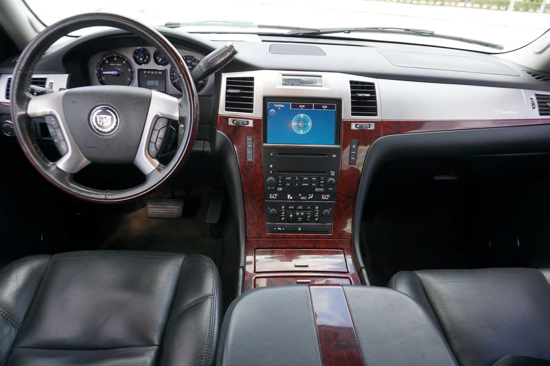 2007 Cadillac Escalade & EXT 3rd Gen - Image 31 of 31