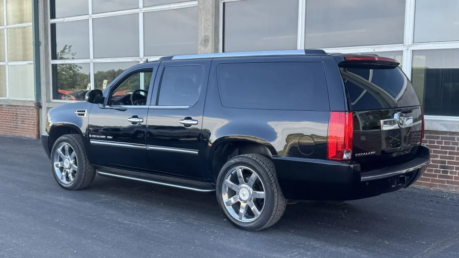2007 Cadillac Escalade & EXT 3rd Gen - Image 3 of 10