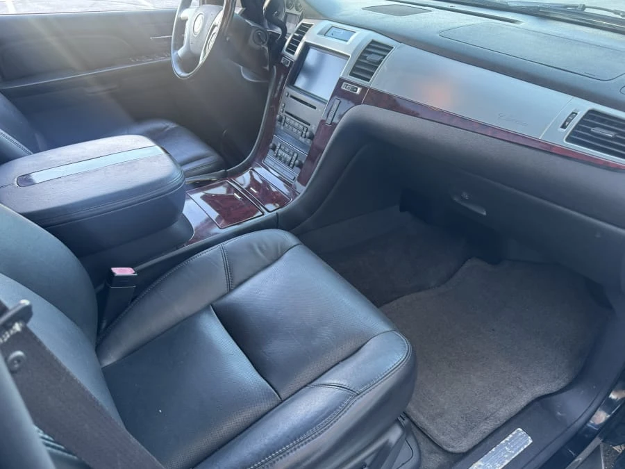 2007 Cadillac Escalade & EXT 3rd Gen - Image 6 of 10