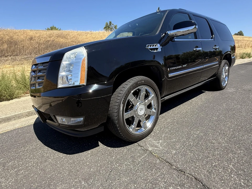 2007 Cadillac Escalade & EXT 3rd Gen - Image 7 of 31