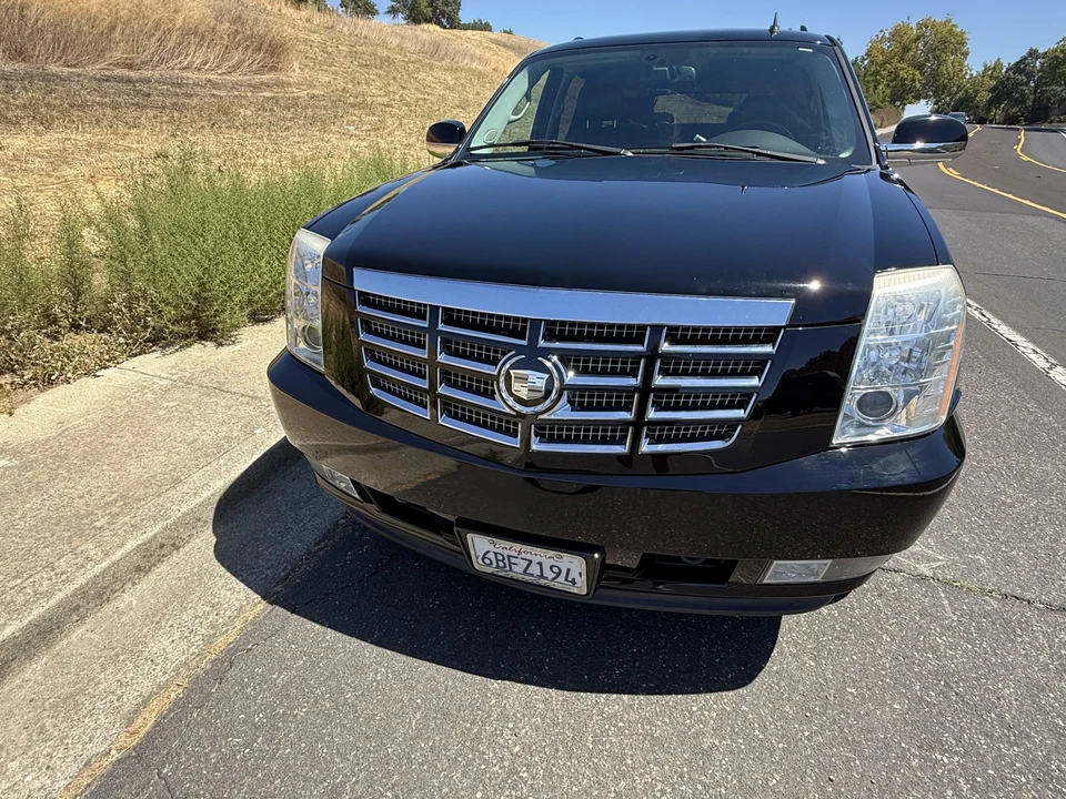 2007 Cadillac Escalade & EXT 3rd Gen - Image 31 of 31