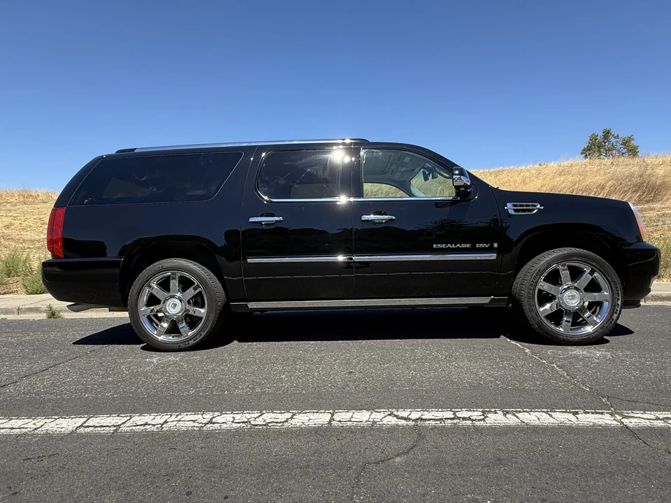 2007 Cadillac Escalade & EXT 3rd Gen - Image 21 of 31