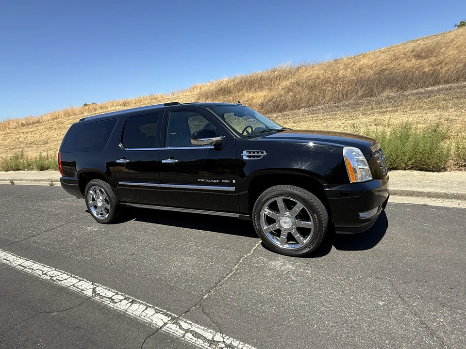 2007 Cadillac Escalade & EXT 3rd Gen - Image 23 of 31
