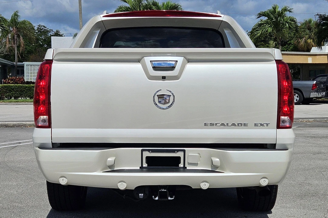 2007 Cadillac Escalade & EXT 3rd Gen - Image 5 of 31