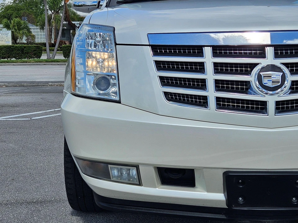 2007 Cadillac Escalade & EXT 3rd Gen - Image 11 of 31