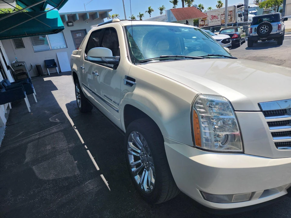 2007 Cadillac Escalade & EXT 3rd Gen - Image 22 of 31