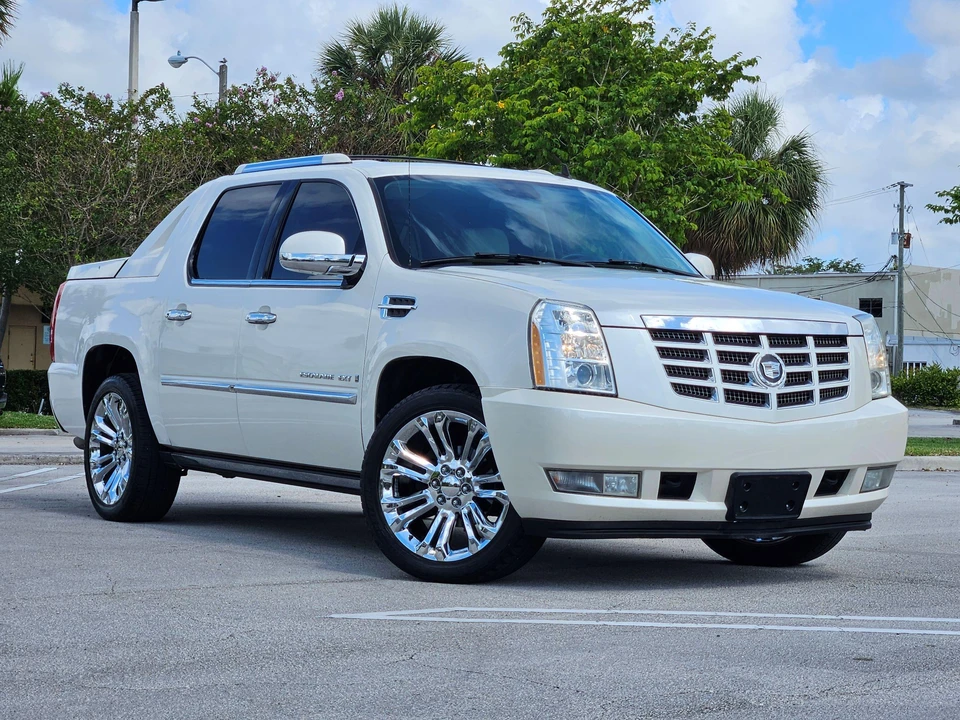 2007 Cadillac Escalade & EXT 3rd Gen - Image 8 of 31