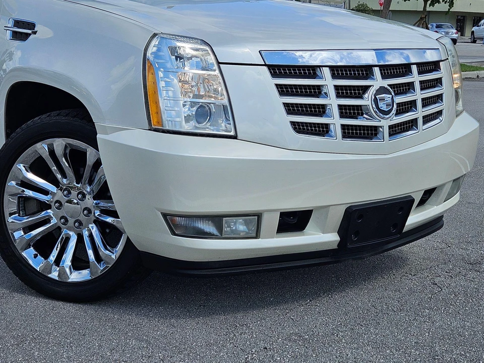 2007 Cadillac Escalade & EXT 3rd Gen - Image 10 of 31