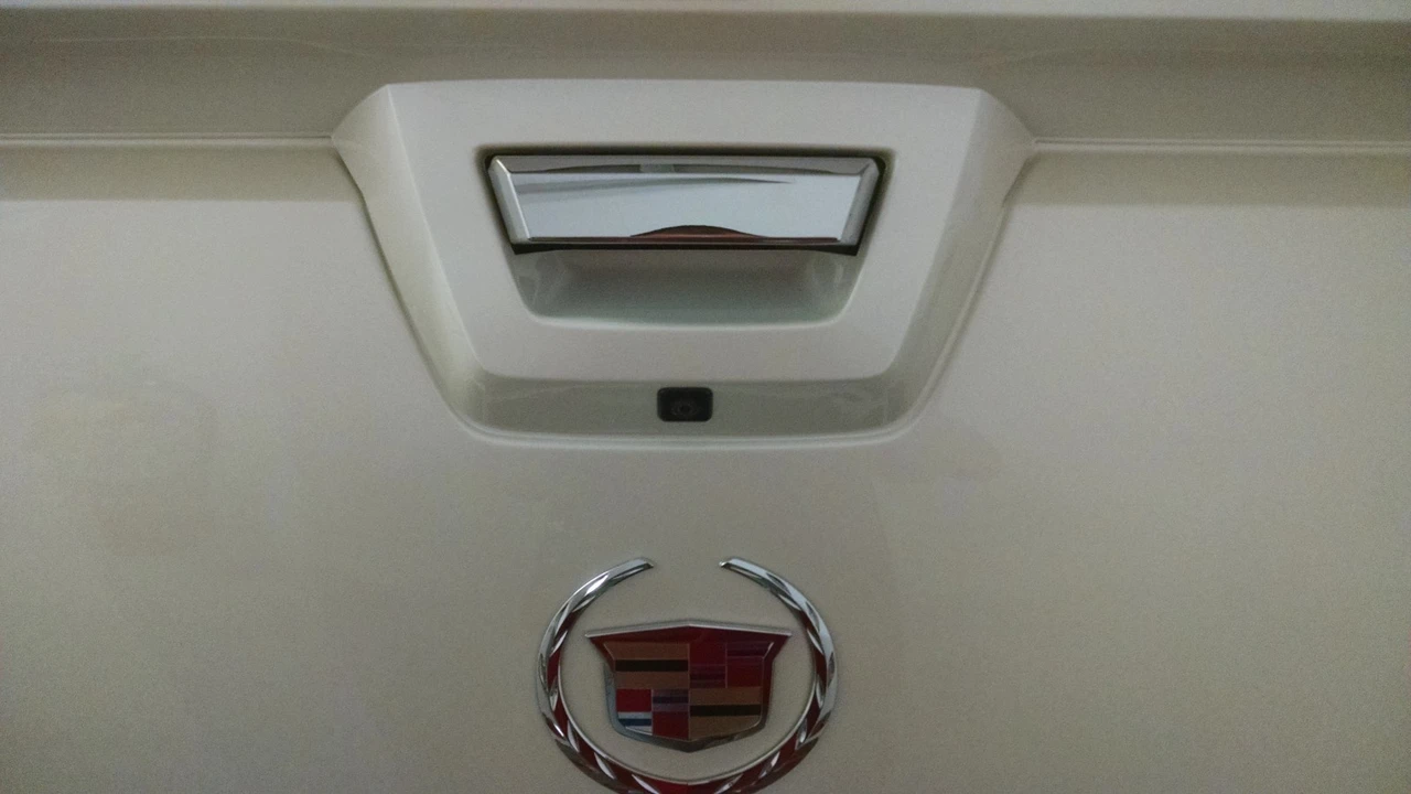 2007 Cadillac Escalade & EXT 3rd Gen - Image 9 of 21