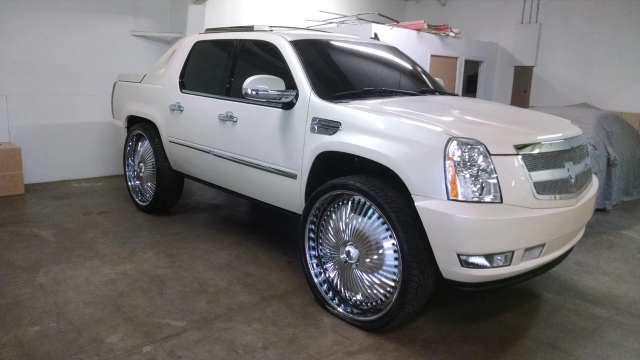 2007 Cadillac Escalade & EXT 3rd Gen - Image 7 of 21