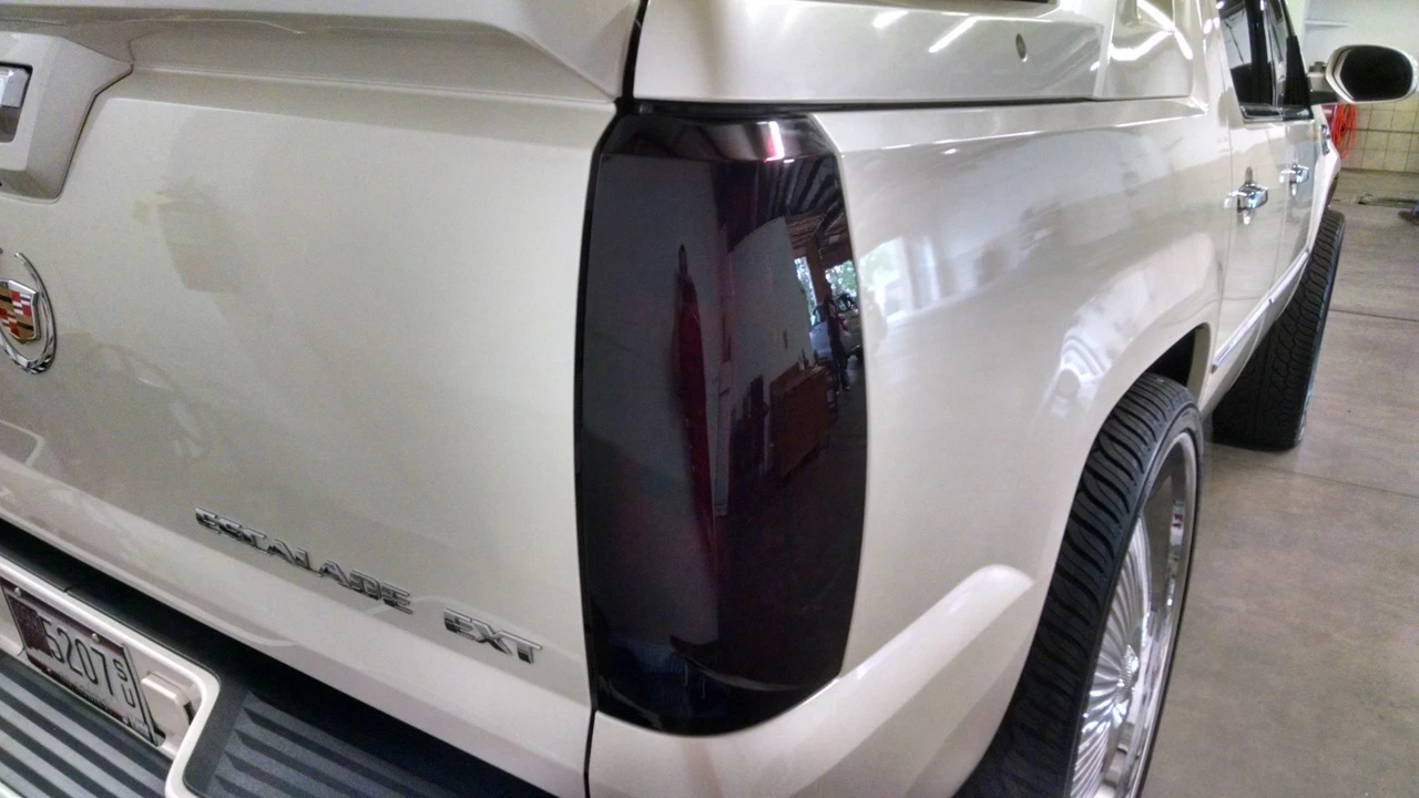 2007 Cadillac Escalade & EXT 3rd Gen - Image 21 of 21