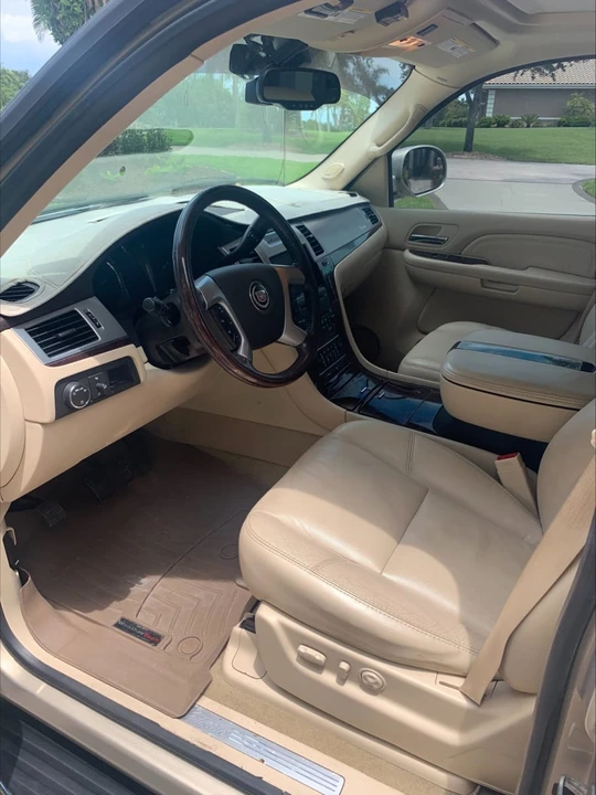 2007 Cadillac Escalade & EXT 3rd Gen - Image 6 of 13