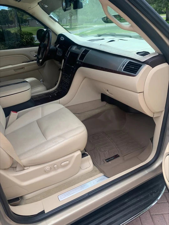 2007 Cadillac Escalade & EXT 3rd Gen - Image 7 of 13