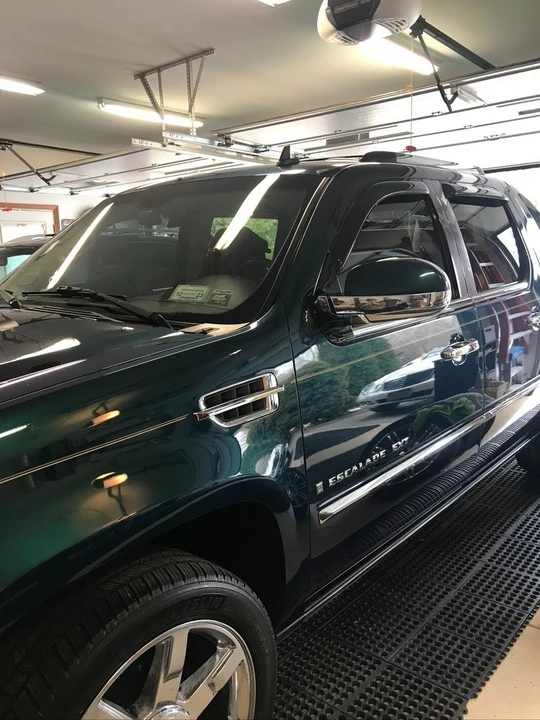 2007 Cadillac Escalade & EXT 3rd Gen - Image 2 of 20