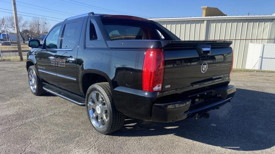 2007 Cadillac Escalade & EXT 3rd Gen - Image 2 of 6