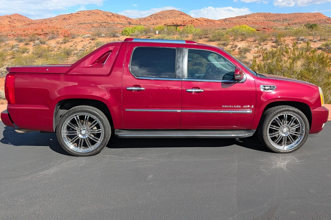 2007 Cadillac Escalade & EXT 3rd Gen - Image 3 of 31