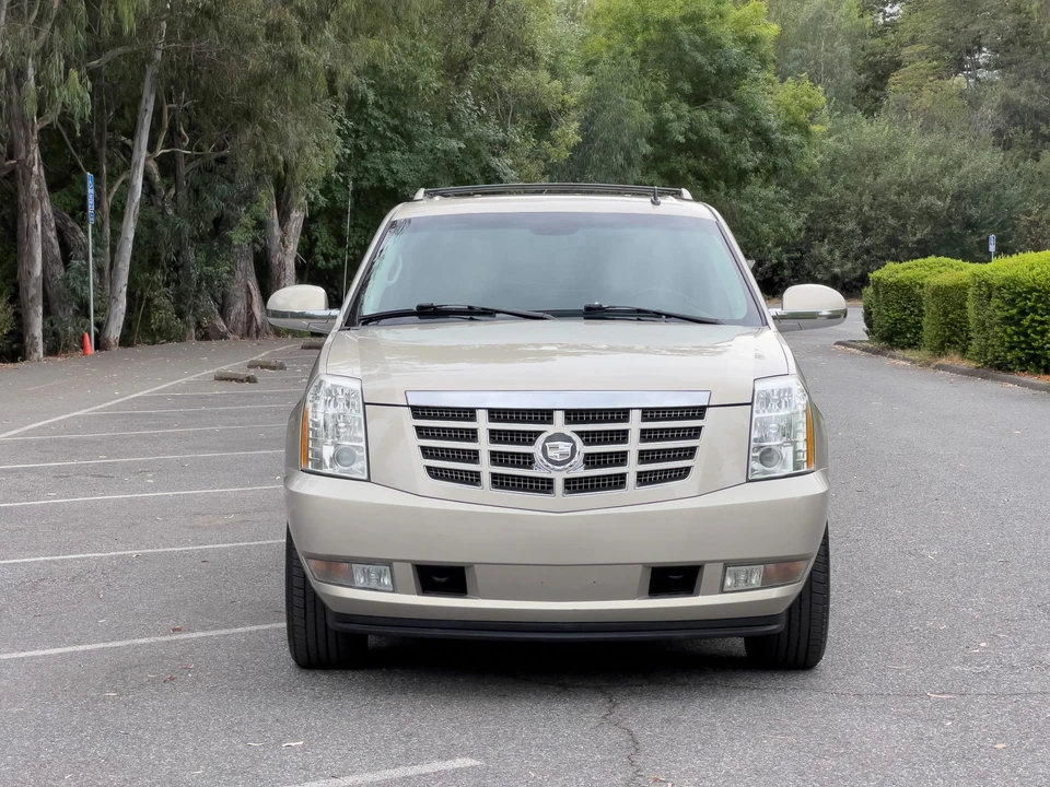 2007 Cadillac Escalade & EXT 3rd Gen - Image 10 of 31
