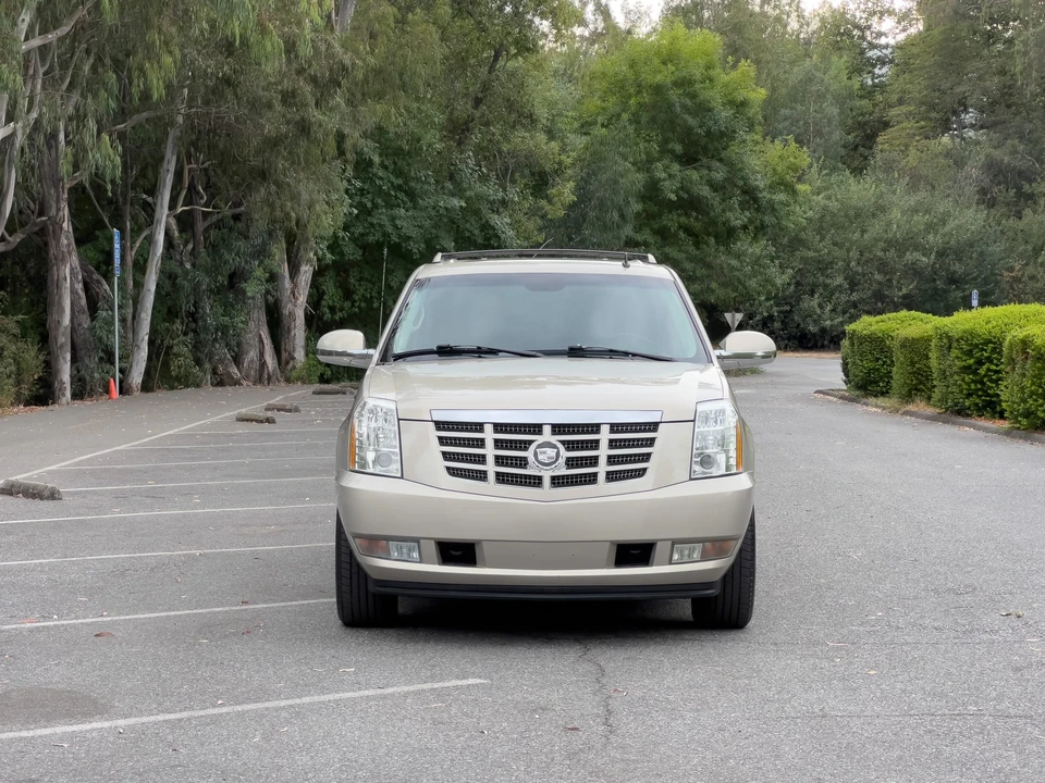 2007 Cadillac Escalade & EXT 3rd Gen - Image 11 of 31