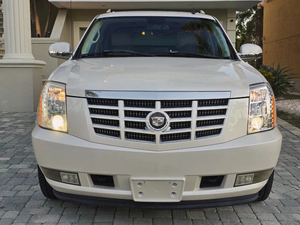 2007 Cadillac Escalade & EXT 3rd Gen - Image 13 of 21