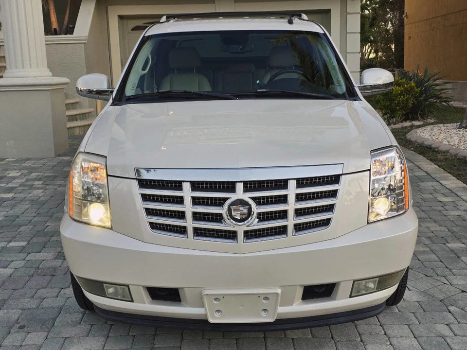 2007 Cadillac Escalade & EXT 3rd Gen - Image 14 of 21