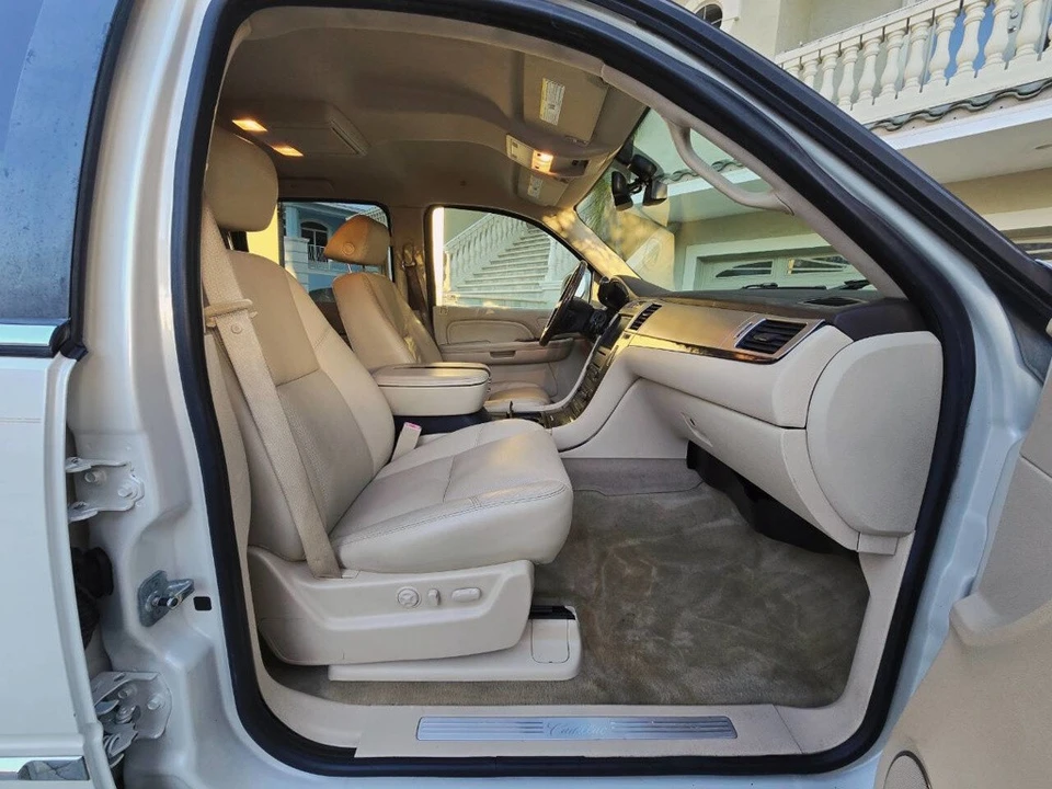 2007 Cadillac Escalade & EXT 3rd Gen - Image 17 of 21