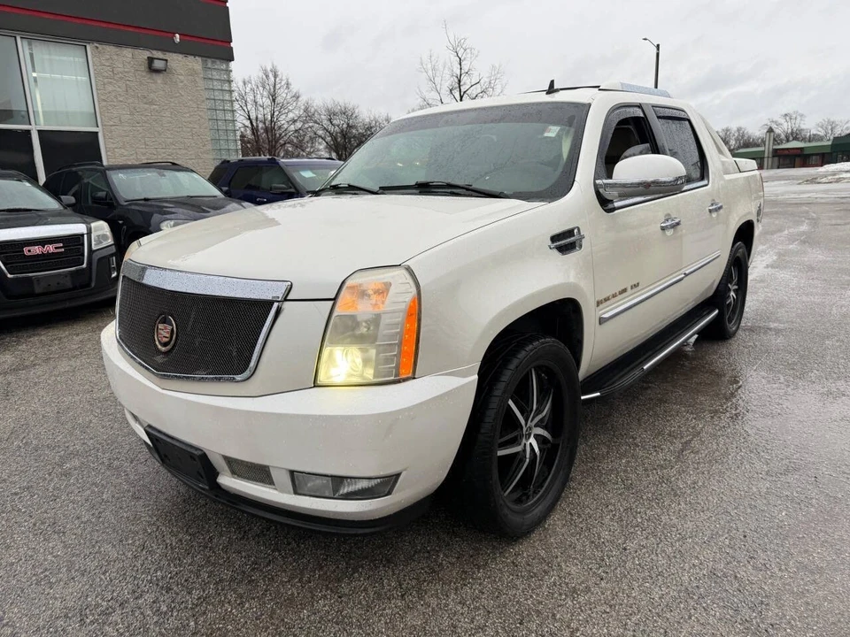 2007 Cadillac Escalade & EXT 3rd Gen - Image 10 of 21