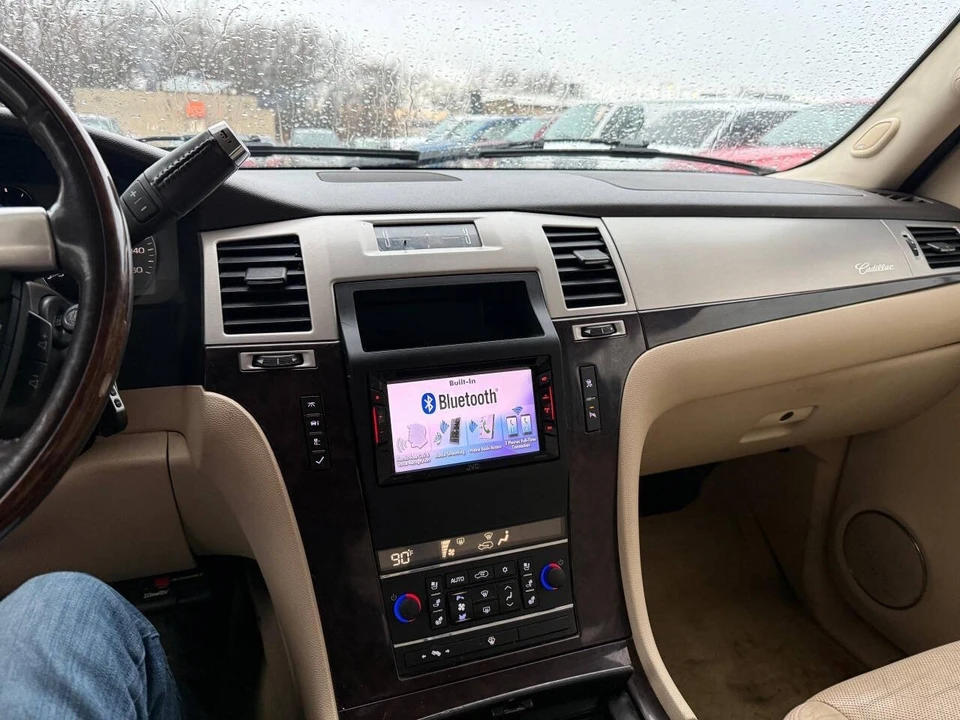2007 Cadillac Escalade & EXT 3rd Gen - Image 14 of 21