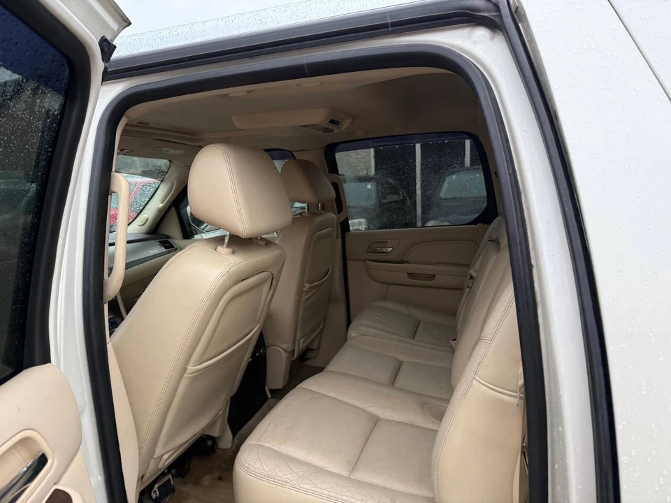 2007 Cadillac Escalade & EXT 3rd Gen - Image 13 of 21
