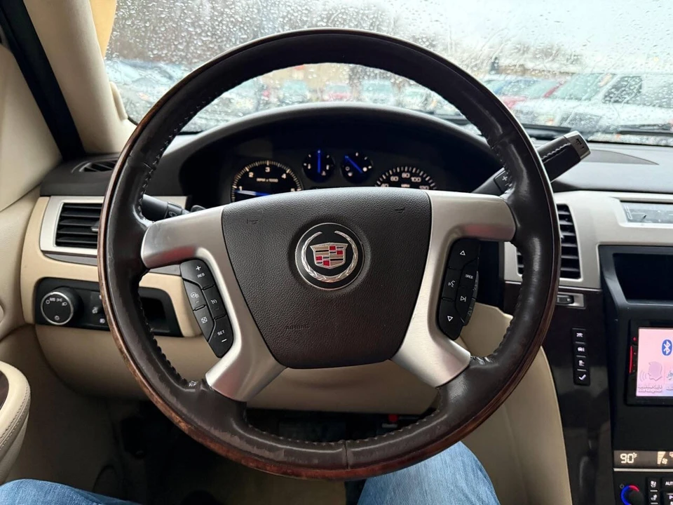 2007 Cadillac Escalade & EXT 3rd Gen - Image 7 of 21
