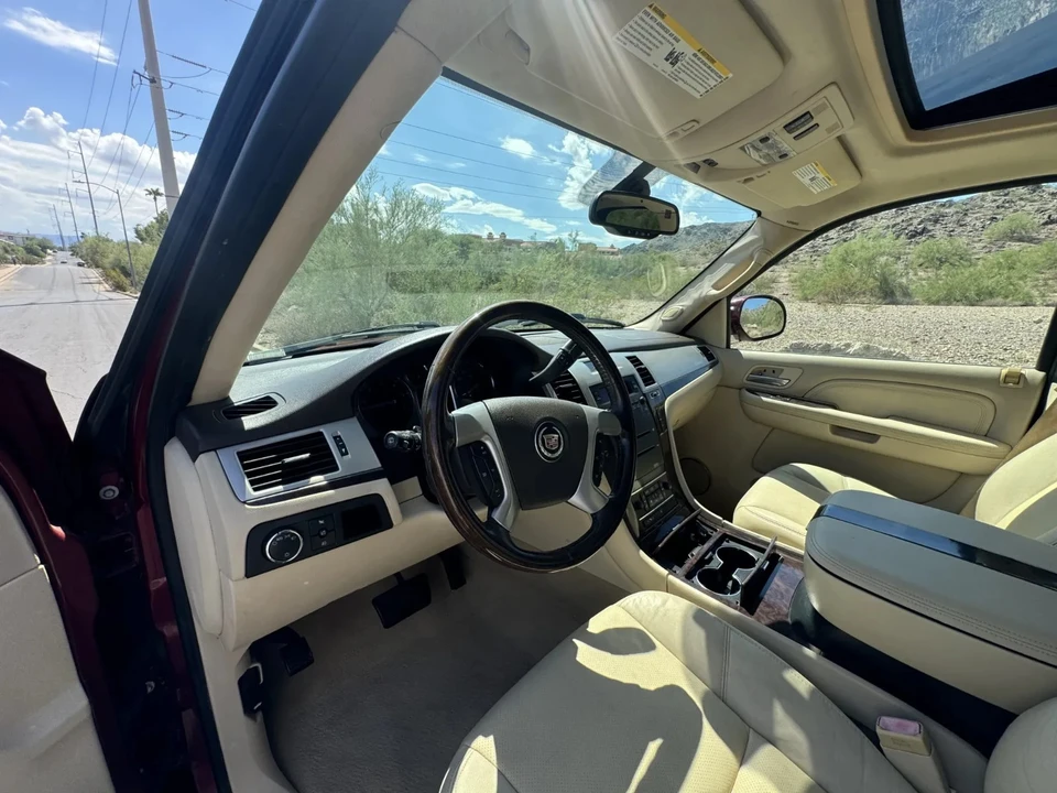 2007 Cadillac Escalade & EXT 3rd Gen - Image 8 of 21