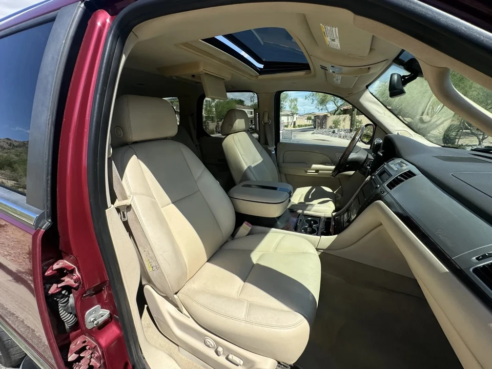 2007 Cadillac Escalade & EXT 3rd Gen - Image 16 of 21