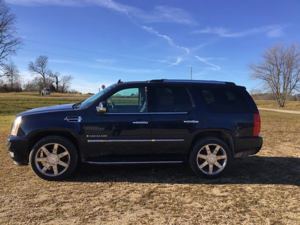 2007 Cadillac Escalade & EXT 3rd Gen - Image 10 of 21