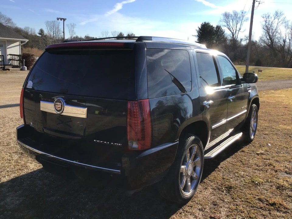 2007 Cadillac Escalade & EXT 3rd Gen - Image 5 of 21