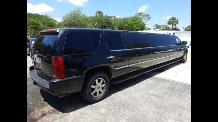 2007 Cadillac Escalade & EXT 3rd Gen - Image 11 of 12