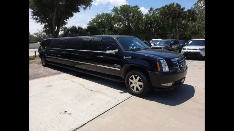 2007 Cadillac Escalade & EXT 3rd Gen - Image 12 of 12