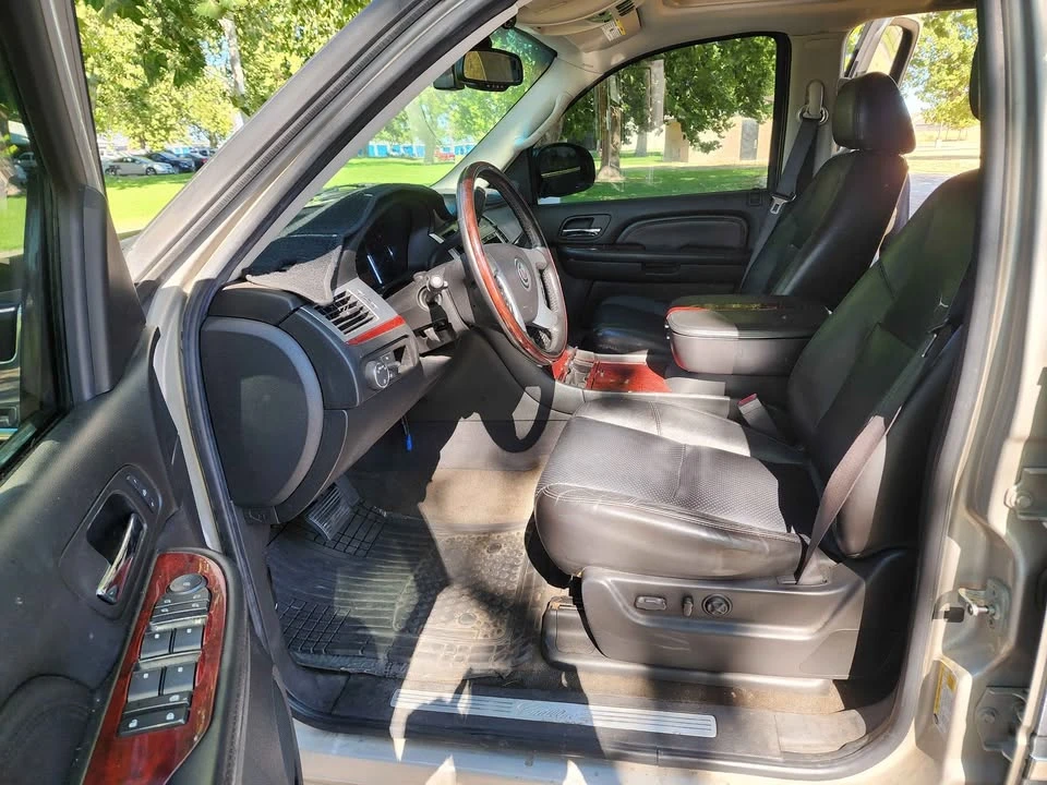2007 Cadillac Escalade & EXT 3rd Gen - Image 11 of 15