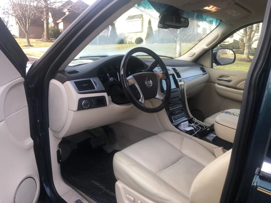 2007 Cadillac Escalade & EXT 3rd Gen - Image 4 of 7