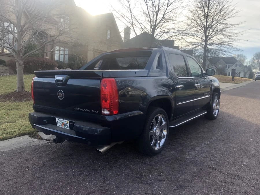 2007 Cadillac Escalade & EXT 3rd Gen - Image 3 of 7