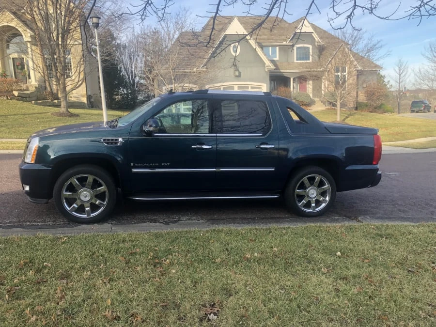 2007 Cadillac Escalade & EXT 3rd Gen - Image 2 of 7