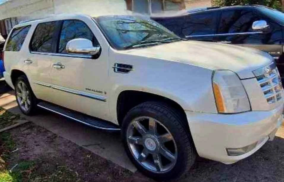 2007 Cadillac Escalade & EXT 3rd Gen - Image 5 of 7
