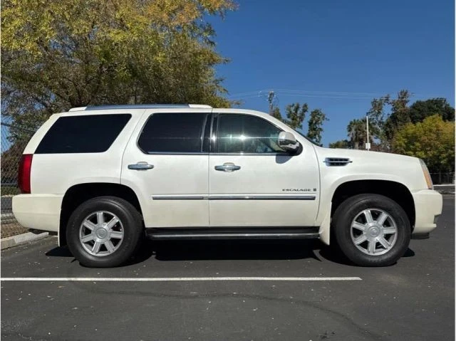 2007 Cadillac Escalade & EXT 3rd Gen - Image 2 of 14