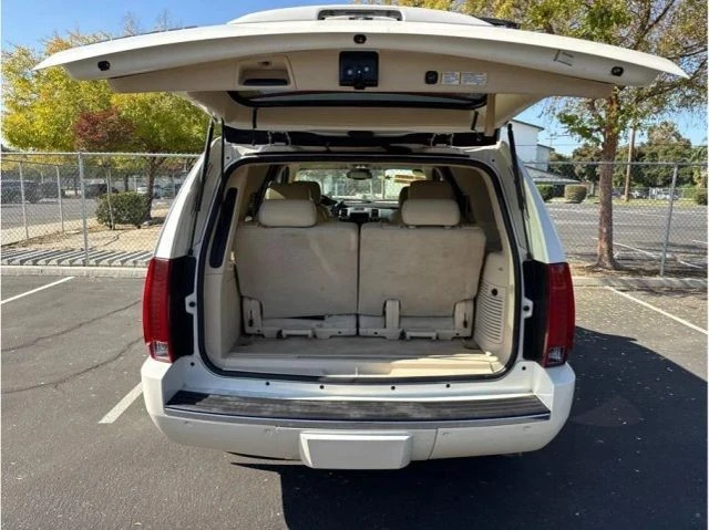 2007 Cadillac Escalade & EXT 3rd Gen - Image 9 of 14