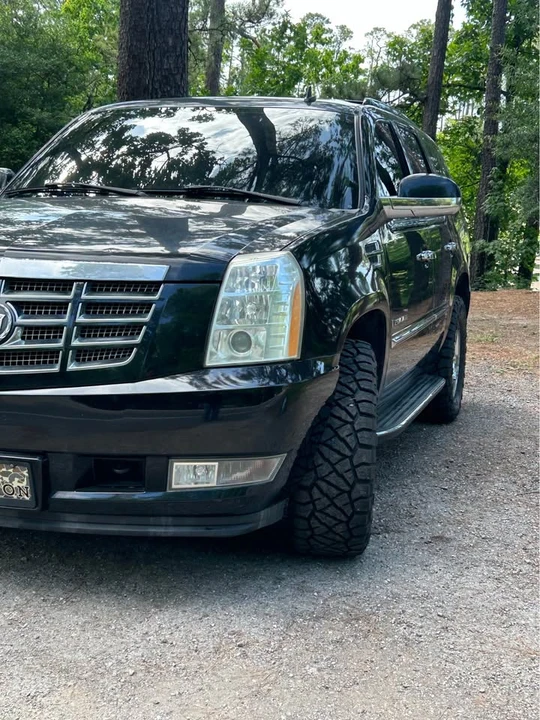 2007 Cadillac Escalade & EXT 3rd Gen - Image 3 of 9